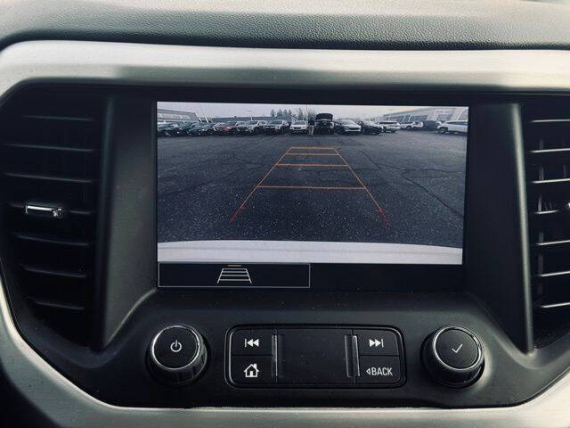 2023 GMC Acadia SLE