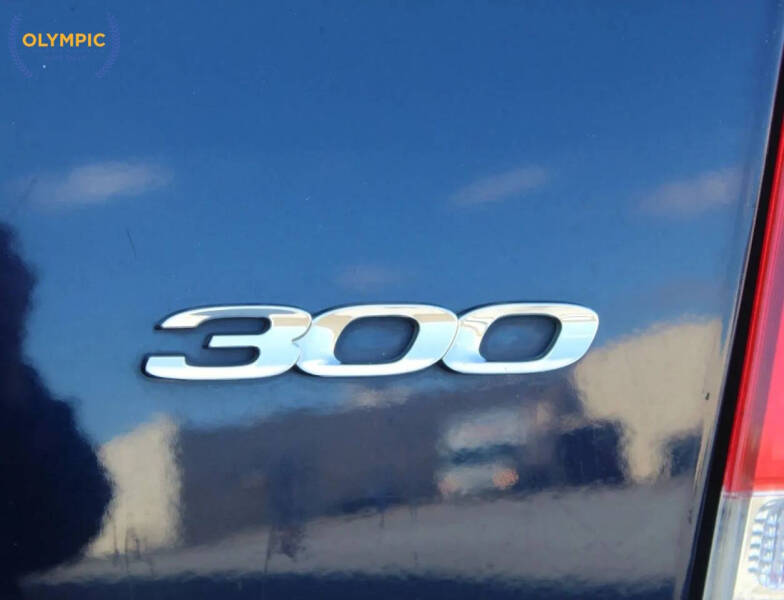 2017 Chrysler 300 Limited