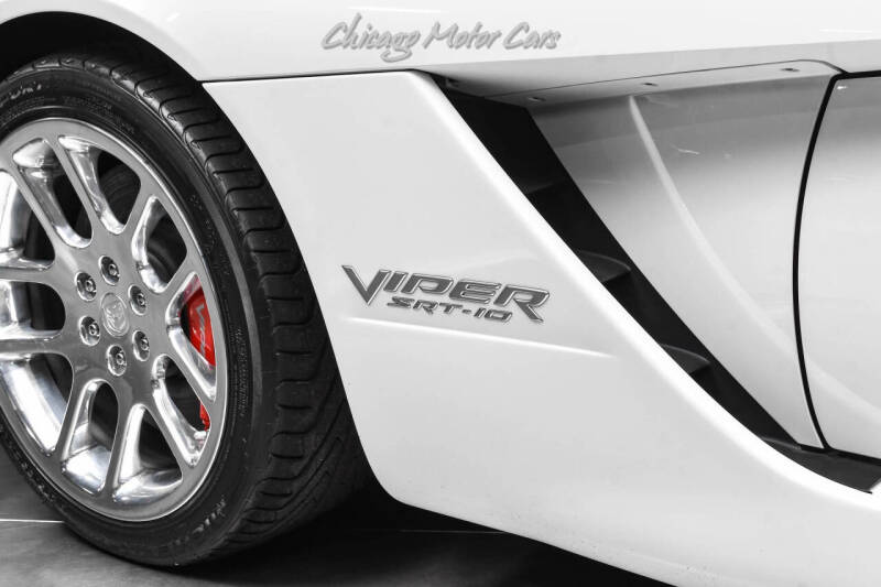 2005 Dodge Viper SRT-10