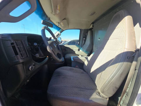 2017 Chevrolet Express 2500