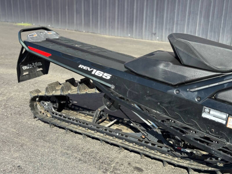 2018 Ski-Doo Summit 850 165 SP