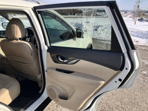 2016 Nissan Rogue SL