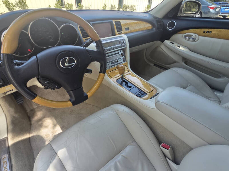 2005 Lexus SC 430