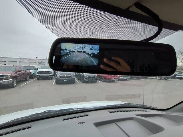 2025 Chevrolet Express 2500