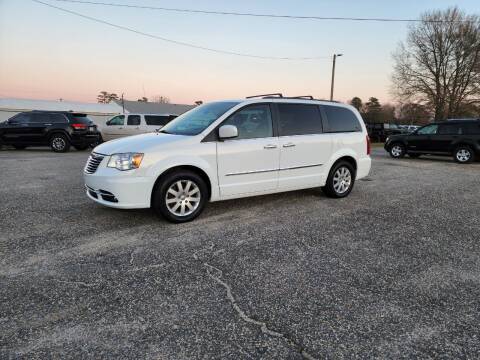 2015 Chrysler Town and Country for sale at CarWorx LLC in Dunn NC