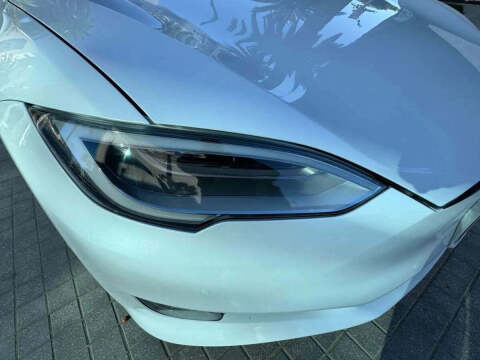 2020 Tesla Model S Long Range Plus
