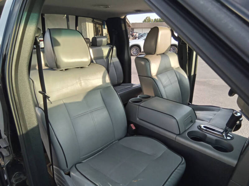 2006 Lincoln Mark LT