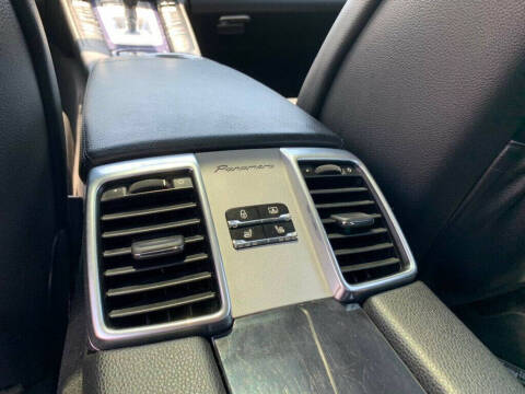 2015 Porsche Panamera