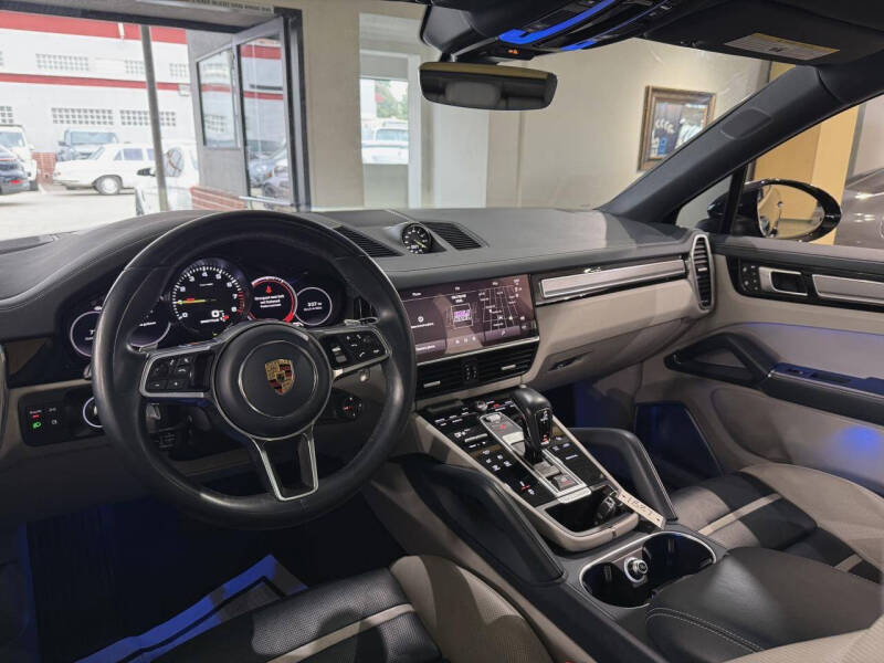 2022 Porsche Cayenne