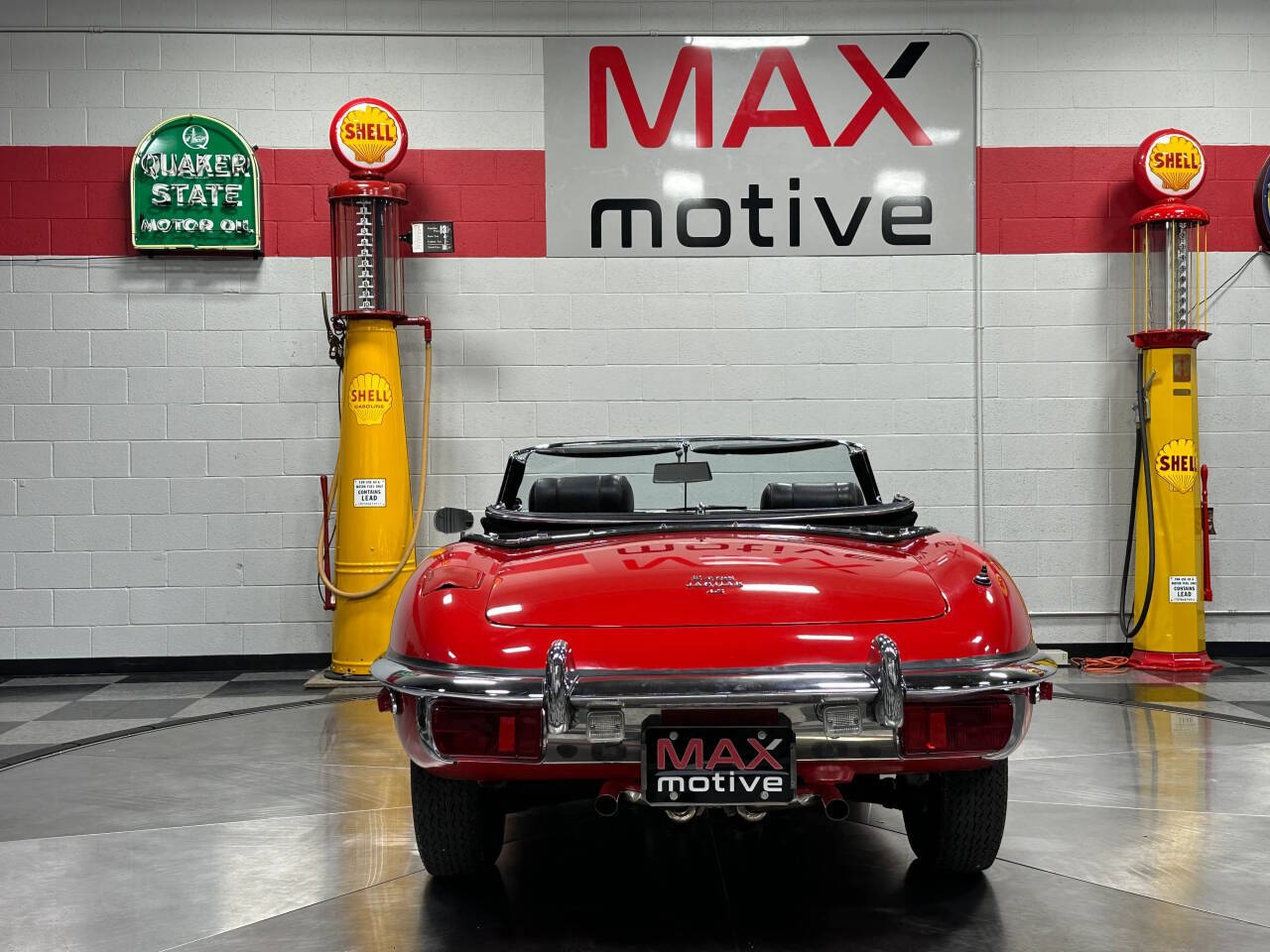 1970 Jaguar E-Type 12