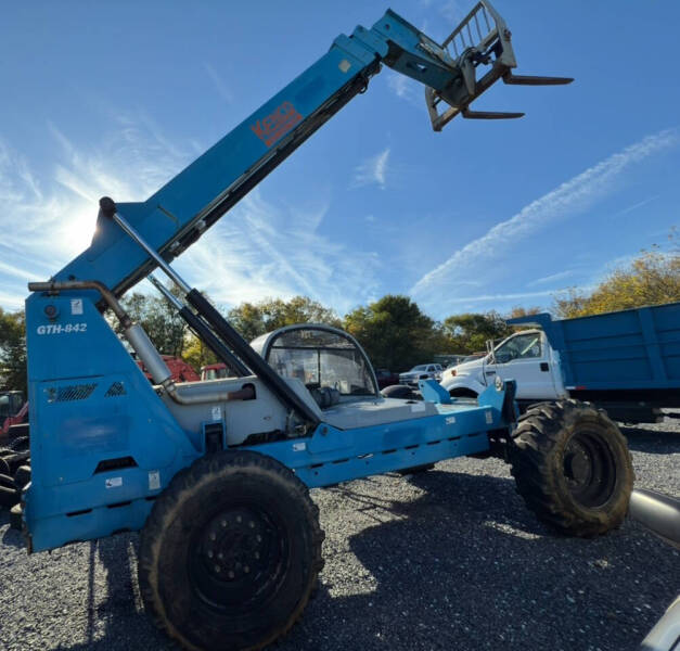 2005 Geni  GTH-842 Rental