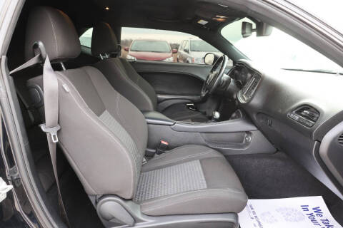 2021 Dodge Challenger SXT