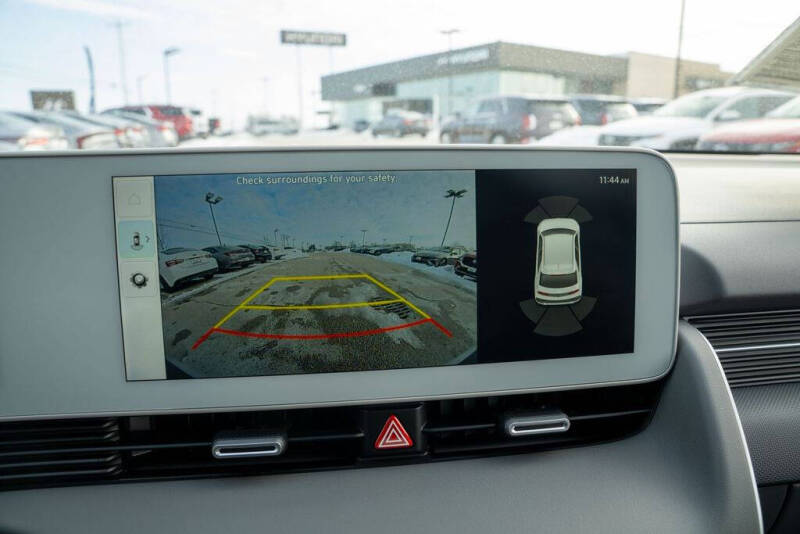 2024 Hyundai Ioniq 5 SEL