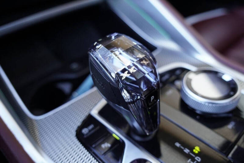 2021 BMW X6 xDrive40i