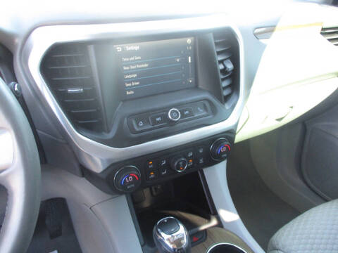 2017 GMC Acadia SLE-1