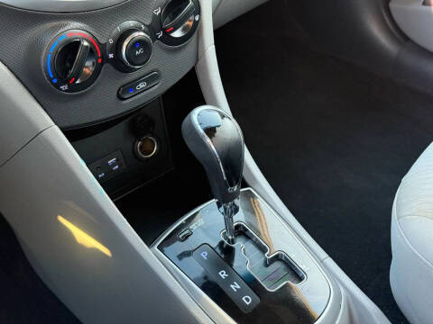 2014 Hyundai Accent GLS