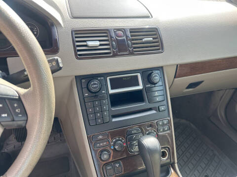 2005 Volvo XC90 2.5T