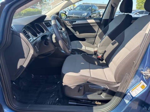 2016 Volkswagen e-Golf SE