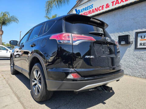 2017 Toyota RAV4 XLE