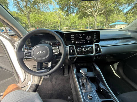 2022 Kia Sorento LX