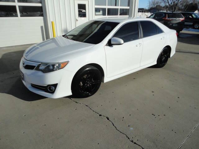 2014 Toyota Camry SE