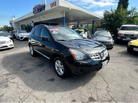 2015 Nissan Rogue Select for sale at CAR CITY SALES in La Crescenta CA