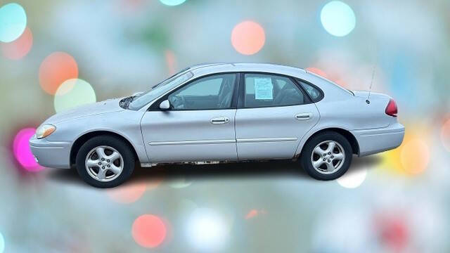 2004 Ford Taurus SES
