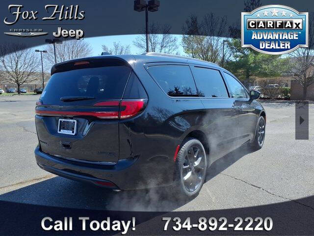 2026 Chrysler Pacifica Limited