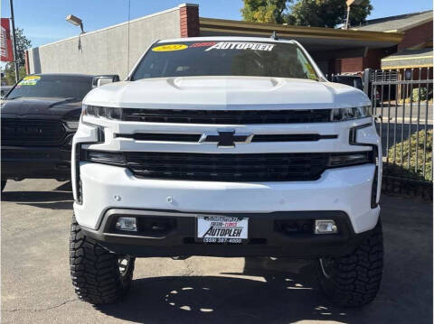 2022 Chevrolet Silverado 1500 Limited for sale at Armando Auto Sales in Fresno CA