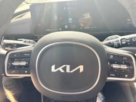 2025 Kia Carnival LXS