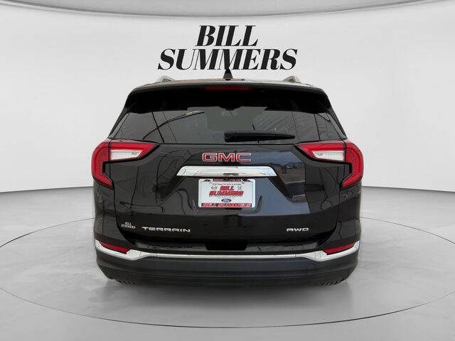 2024 GMC Terrain SLT