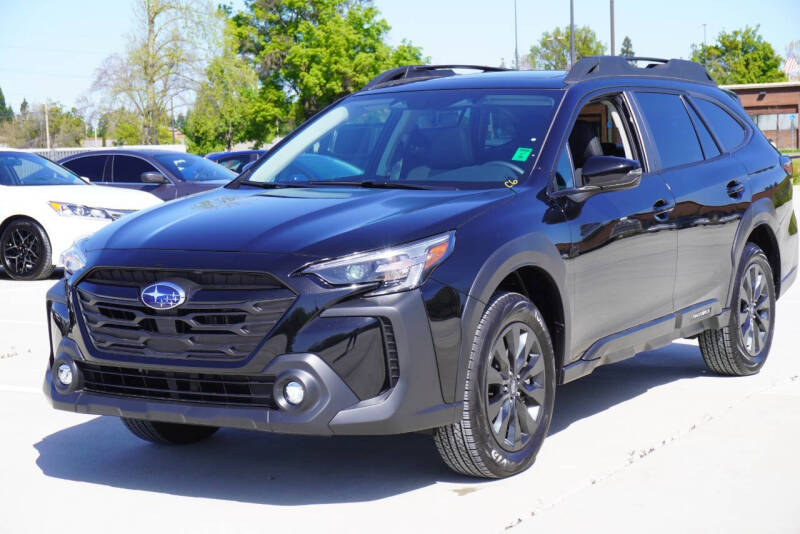 2025 Subaru Outback Onyx Edition's photo