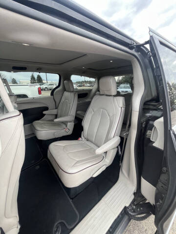 2017 Chrysler Pacifica Limited