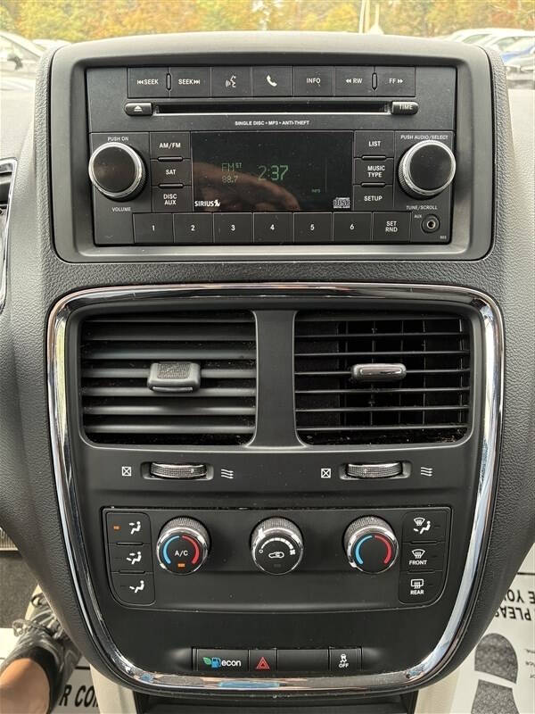 2015 Dodge Grand Caravan SE