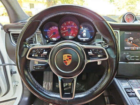 2018 Porsche Macan GTS