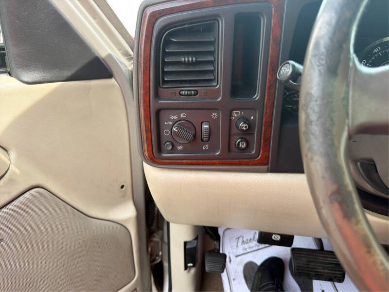 2005 Cadillac Escalade