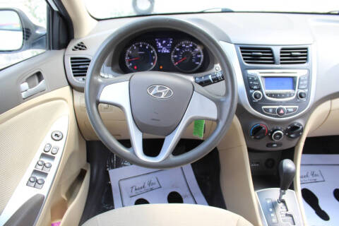 2013 Hyundai Accent GLS
