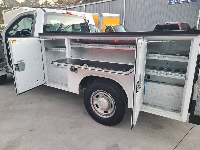 2017 Ford F-350 Super Duty XL