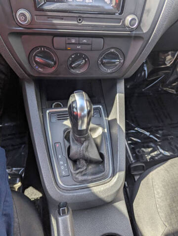 2016 Volkswagen Jetta