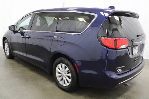 2020 Chrysler Pacifica Touring