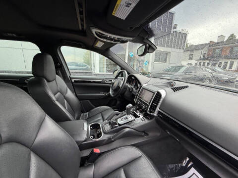 2014 Porsche Cayenne S