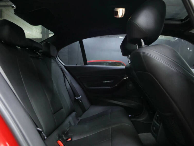 2015 BMW 3 Series 328i