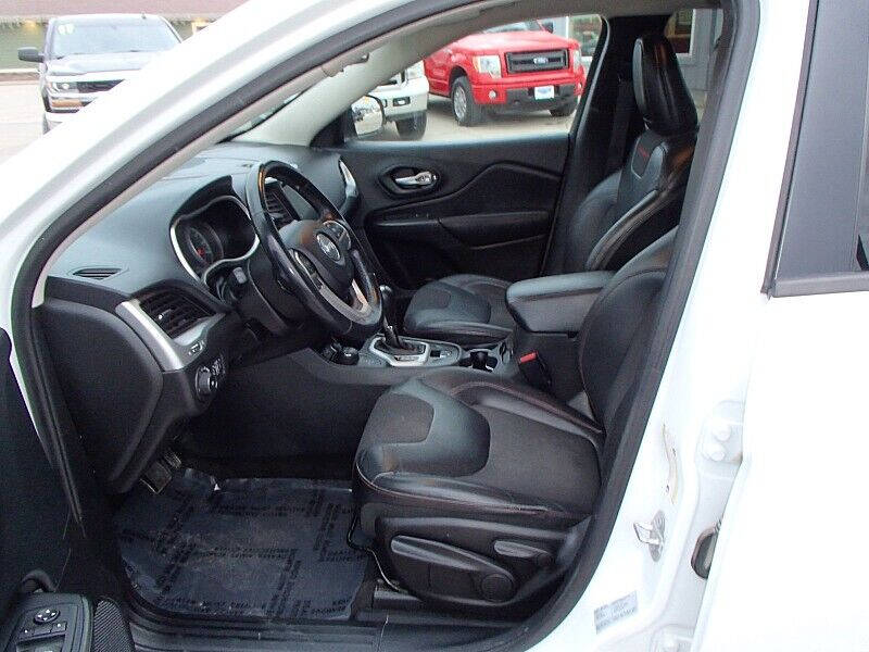 2015 Jeep Cherokee Trailhawk