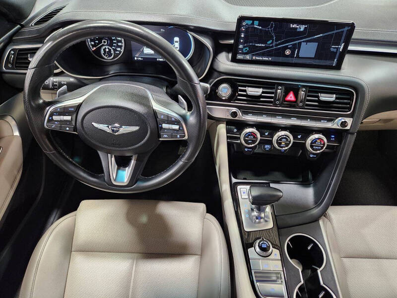 2023 Genesis G70