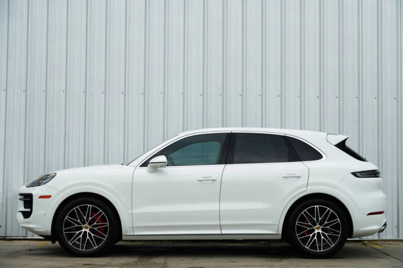 2024 Porsche Cayenne S