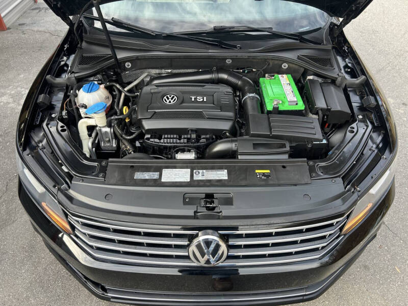 2016 Volkswagen Passat 1.8T SE