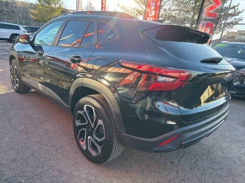 2024 Chevrolet Trax RS