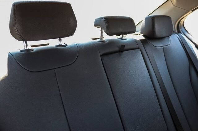 2015 BMW 3 Series 320i