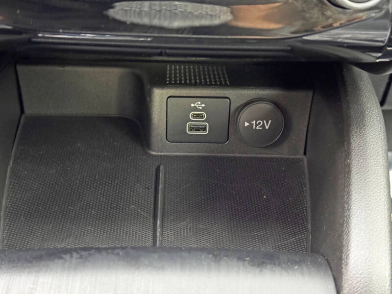 2024 Ford Escape Hybrid ST-Line Select