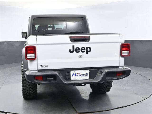 2023 Jeep Gladiator Sport